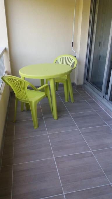 Petit Paradis Classe 3 Etoiles A 200M De La Plage! Terrasse-Wifi-Parking-Clim Saint-Mandrier-sur-Mer Buitenkant foto