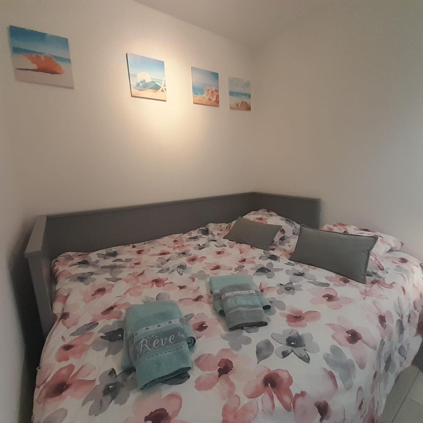 Petit Paradis Classe 3 Etoiles A 200M De La Plage! Terrasse-Wifi-Parking-Clim Saint-Mandrier-sur-Mer Buitenkant foto